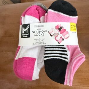 Member’s Mark Girls socks 10-pack